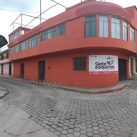 Hotel 7 Esquinas